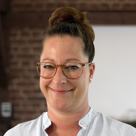 necom Werbeagentur freut sich über neue Mitarbeiterin Frauke