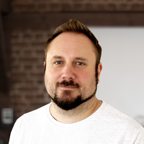 necom Werbeagentur freut sich über neuen Mitarbeiter Thorsten