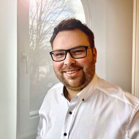 Kölner Werbeagentur freut sich über neuen Mitarbeiter Marcel